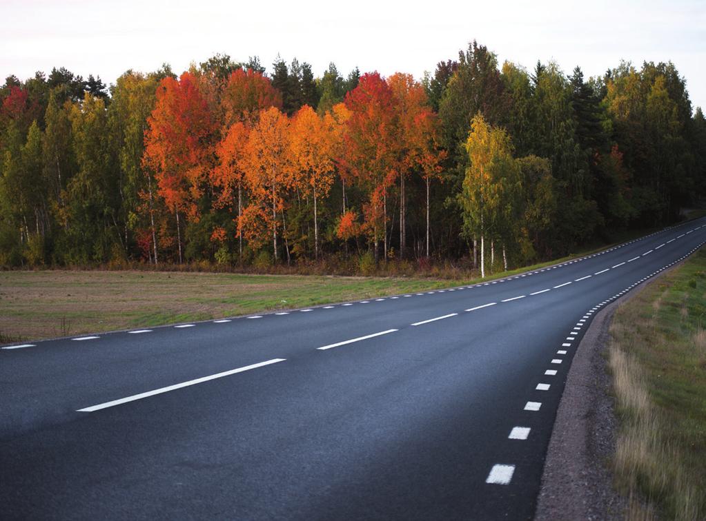 bitumen på riksväg 47 Falköping Uppföljning efter tre års trafik VTI