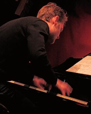 Klas Gerle, tvärflöjt Birgitta Brodén, piano och orgel 13 feb VÄSTKUSTVINTER Musik av bl a Afzelius, Bach och Schumann Maria Henriksson, sång Per Weist, orgel och piano Chorus Alites, Ungdomskör + 13