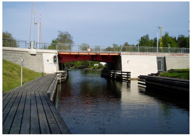 bron vid Brändöström (4) fram till vägar i zon 1. Detta kan utföras inom korridor 2.