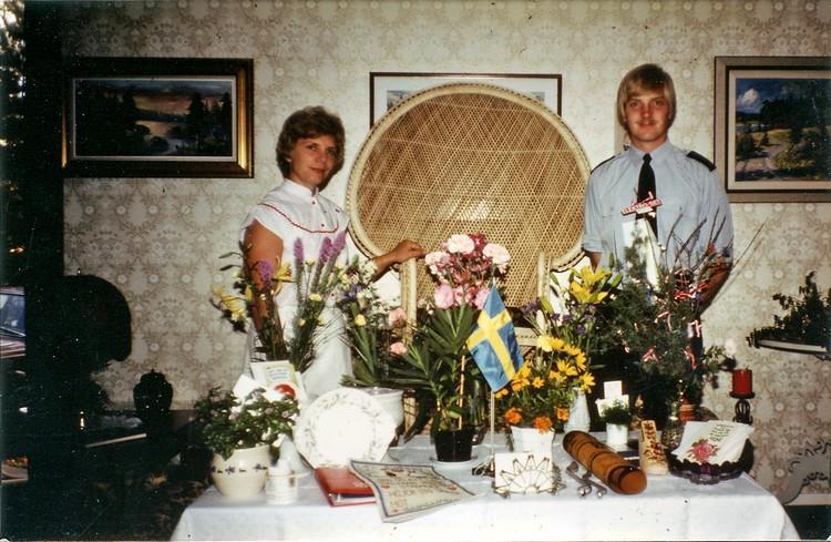 Ragnhild Hallsten, Kopperud nr 13, Arne och Ragnhilds, med sonen Göran.