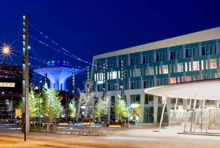 Malmö Centralstation Centralstationen har genomgått flera ombyggnader sedan det byggdes i mitten av 1800-talet, senast i samband med Citytunneln då två