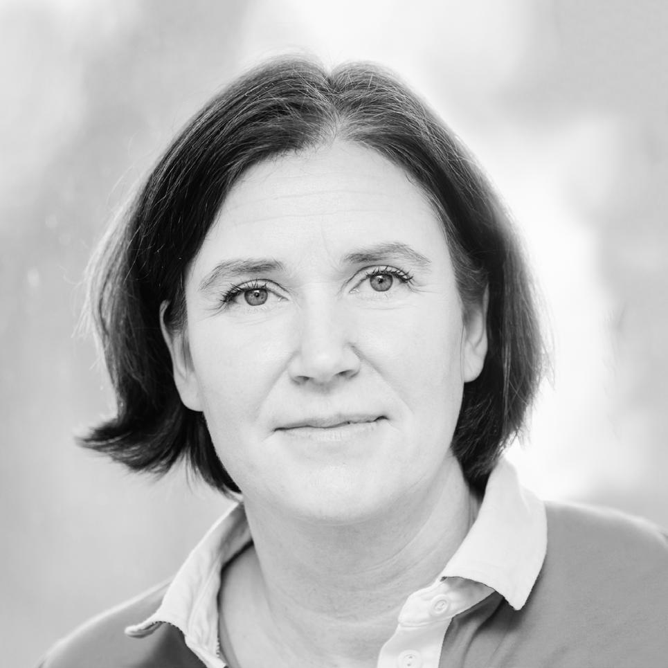 FÖRELÄSARE FORM SYMPOSIUM #1 DAGVATTEN Christina Wikberger ANSVARIG FÖR EKOSYSTEMTJÄNSTER OCH KLIMATANPASSNING STOCKHOLMS STAD OCH C/O CITY Christina Wikberger är systemekolog med lång erfarenhet som