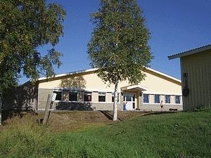 3 Förskola, Utbildning och Kompetens Idag finns en grundskola inom området, belägen i Holmträsk med 46 elever i årskurs f-6. Förskola finns i Nybyn och omfattar idag 3 avdelningar.