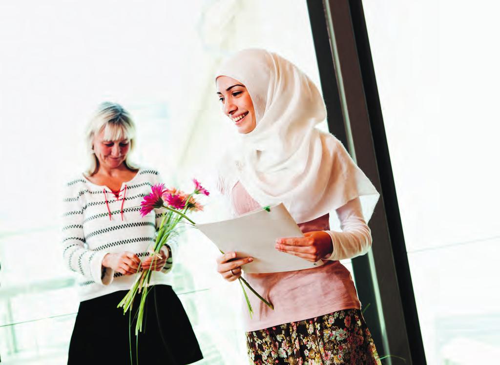 stipendier Gör lite mer! Det brukar heta att pengar inte är allt, men ibland är de faktiskt avgörande för att få till det lilla extra i tillvaron inte minst om man är en fattig student.