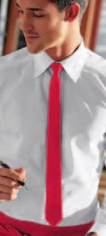 1 2 3 4 5 6 7 8 9 10 11 12 13 14 BO Enfärgade slipsar, som passar utmärkt till vårt breda färgsortiment. Lättskötta. Material: 65% polyester, 35% bomull.