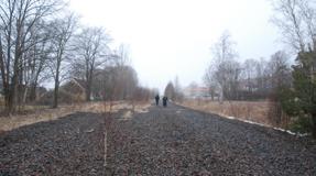 VARFÖR SÄGER KOMMUNEN IBLAND NEJ? I väster och i angränsning till utvecklingsområdet, begränsas nylokalisering av enstaka hus utanför detaljplanelagt område av särskilda bygglovskriterier.
