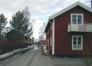 Flottningsepoken som pågick ända fram till år 1980 har satt sin prägel på Ön. Det tidigare skiljeställets bebyggelse vid Lillån är rester efter flottningsverksamhet i Umeälven.
