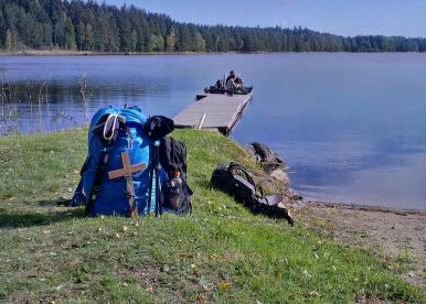 PILGRIMSVANDRING TORSDAG 14 MAJ Vi vill göra det igen - gå på pilgrimsvandring, det vet vi men var är inte bestämt när detta skrivs.