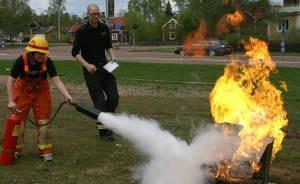 RIMLIGT? Brandkåren erbjuder utbildning i grundläggande brand- och säkerhet.