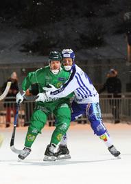 AZinkensdamm På måndag inleds bandy-vm i ryska Ulljanovsk med två Bajenlirare i det svenska landslaget. Men det var nära att Adam Gilljam fick representera de grönvita färgerna ensam.