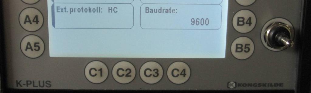 Under knappen A3, Typ av extern styrning, välj om CFX-750 ska styra endast sektion, endast giva eller både sektion och giva. Under knappen A4, välj Externt protokoll HC.