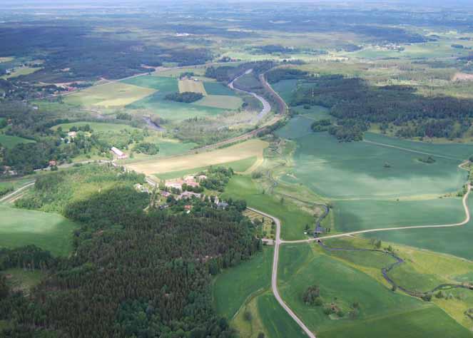 5 Karaktärsanalys - tolv landskapskaraktärer Hålaveden Hålaveden är rikt på små element: små sjöar, små odlingsområden, små mossar med mera.