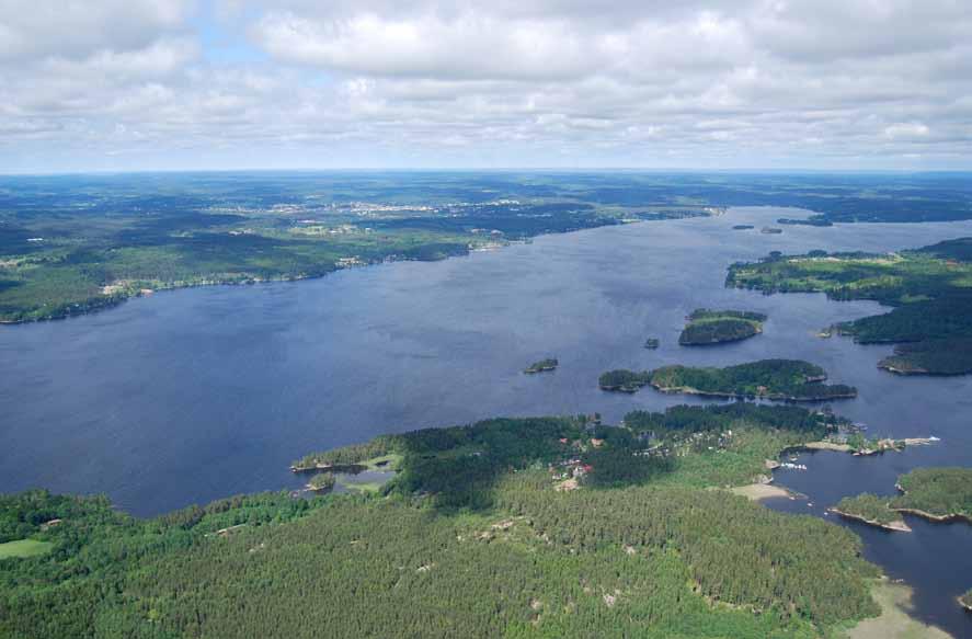 8. Höglandet norr om Nässjö Ett fragmenterat landskap som innehåller enskilda värdefulla objekt samt riksintressanta system av sjöar och våtmarker.