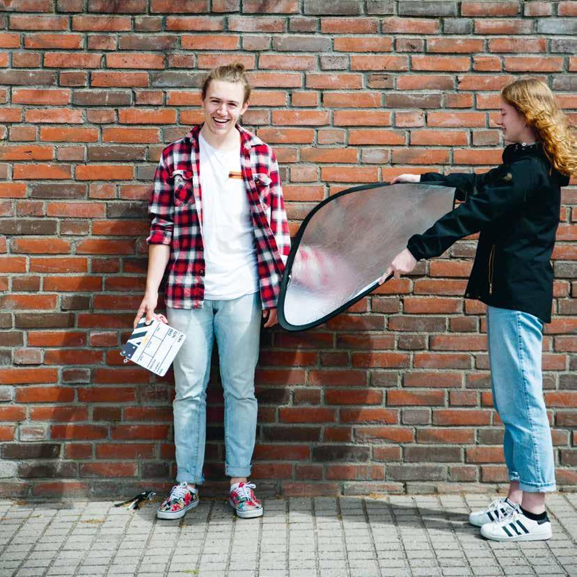 Calle förverkligar sina filmdrömmar Calle Eriksson bestämde sig redan första skoldagen. Han skulle se varje dag som en ny möjlighet.