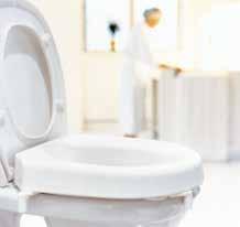 Toalettsitsförhöjare och armstöd Gör det lättare att sätta och resa sig från toaletten Toalettsitsförhöjare Hi-Loo fast monterad med eller utan armstöd Hi-Loo är en