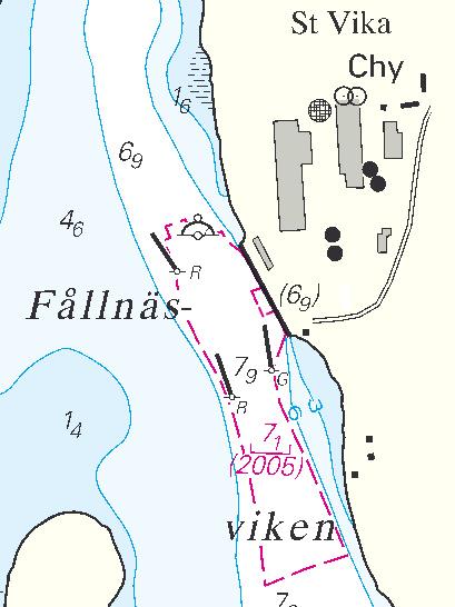 Nr 255 8 Under dagsljus kan det maximala djupgåendet utökas till 6,4 m förutsatt att längden ej överstiger 115 m. 2. Minsta djup vid kajen i Stora Vika har efter sjömätning fastställts till 6,9 m.