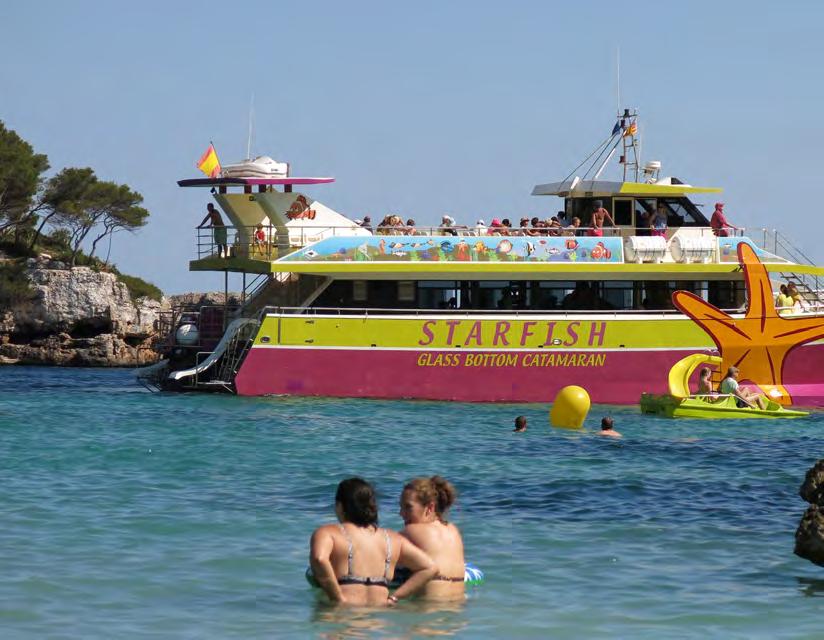 16 MALLORCA 5 x se och göra Vattenland Här finns flera vattenland. Aqualand i Es Arenal strax sydöst om Palma är det största, med rader av hisnande åkturer och en hel del snällare dito.