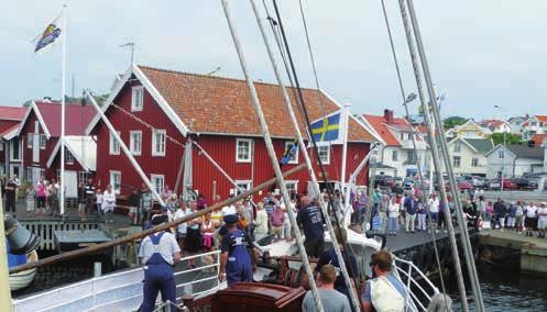 Följ med till årets Träbåtsfestival i Skärhamn Göteborg Skärhamn-Göteborg Lördag 15 juli Från Göteborg kl 10.00, åter med buss kl 17.30 och hemma i Göteborg kl 18.