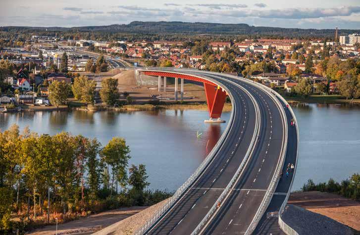 Nabogum Tar hand om fogar på broar och betongvägar Finns det rörelse i övergångskonstruktionen på broar eller betongvägar? Då är Binabs varmfogmassa lösningen.