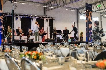 Event, konferens, mässa eller jubileum Vi hjälper gärna till med ert nästa event, jubileum eller er personalfest.