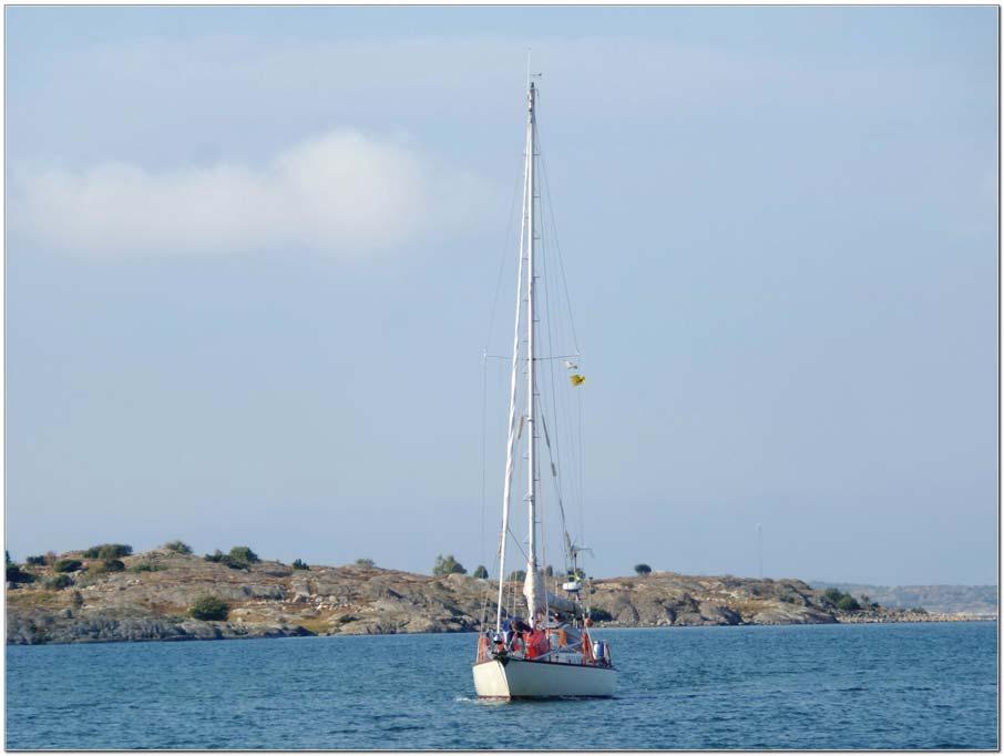 QRO Medlemsblad för föreningen Göteborgs Sändareamatörer Årgång 65, nr 7, 2016 Foto: Peo SM6UPO Jan SM6 UTO med fru (skepparen) är här på väg till hemmahamnen efter sommarens seglingar utefter