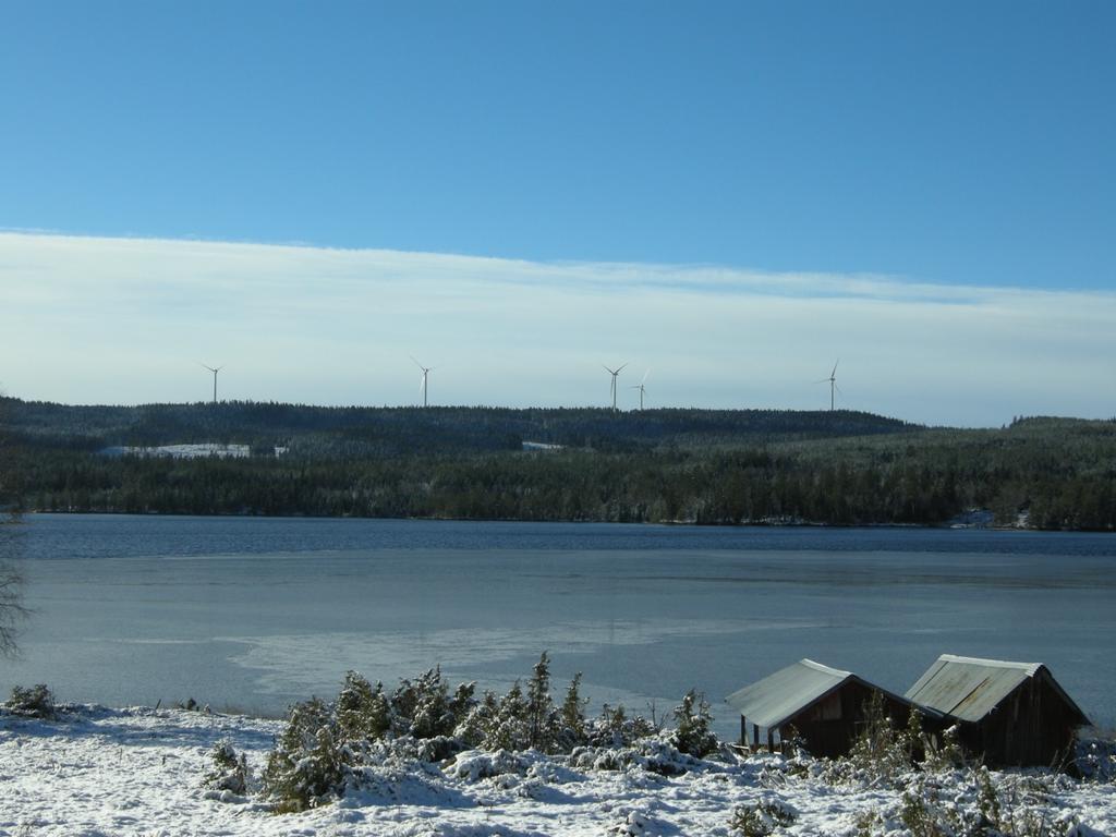 PROJEKTBESKRIVNING GRANBERG 5/6 Landskapet Påverkan på landskapsbilden är oundviklig vid vindkraftetableringar eftersom vindkraftverken placeras på öppna ytor och/eller på höjder i landskapet där det