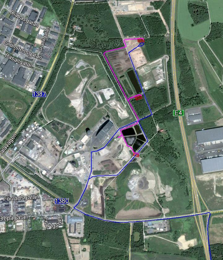 2. En karta över planerade kranplatser. Av kartan bör även övrig infrastruktur så som vägar och elledningar till verken framgå.