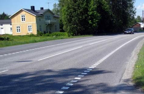 På vägar med låga hastighetsgränser och låga motorfordonstrafikflöden är detta en acceptabel lösning.