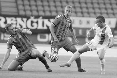 www.sport.sk FUTBAL 11 PRED ZAJTRAJŠÍM FINÁLE SLOVNAFT CUPU V POPRADE Obaja o prvý novodobý triumf Do finále 46.