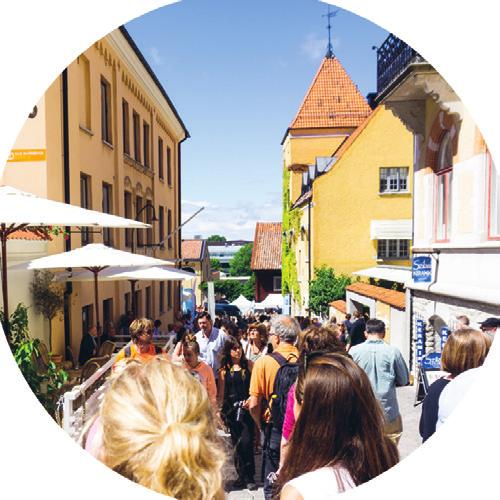 På torget med beslutsfattarna HANAHOLMEN I ALMEDALEN OCH PÅ SUOMIAREENA Juli 2017 Sverige, Finland och Norden i fokus under