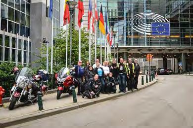 FMI arrangerar kurser bland annat för unga mopedförare.