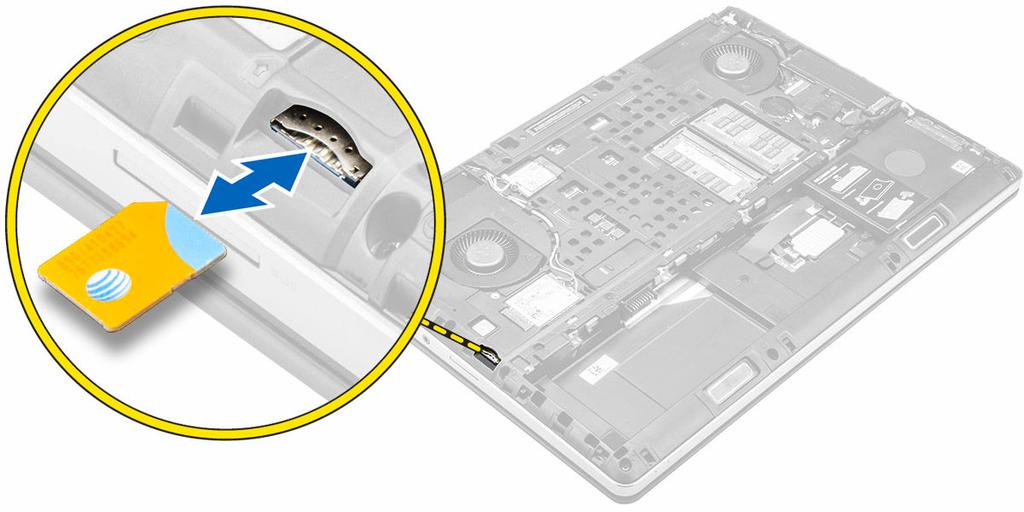 Installera SIM-kortet (subscriber identification module) 1. Skjut in SIM-kortet i kortplatsen tills det klickar på plats. 2.