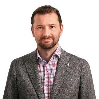 STYRELSE OCH LEDANDE BEFATTNINGSHAVARE Styrelsen i Enersize Oyj Christian Merheim styrelseordförande sedan 2016 Christian Merheim, född 1972, är utbildad civilingenjör (M.Sc.M.E) inom maskinteknik från Lunds tekniska högskola.