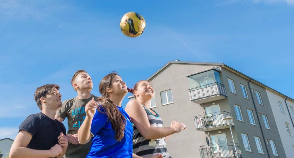 KOMMUNSTYRELSEN kommunstyrelsen Foto: Tobias Fischer Trygghetsskapande arbete Insatser för att öka tryggheten i våra stadsdelar pågår kontinuerligt genom en rad förebyggande insatser, bland annat