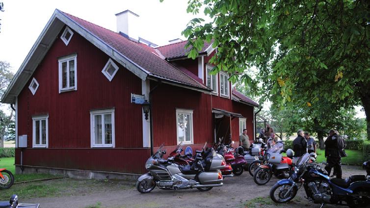 I huset har även SMC Uppsala sitt kansli, och vi har ett mycket nära samarbete i flera av våra aktiviteter. En av våra största aktiviteter har blivit MC-ordonnansverksamheten.