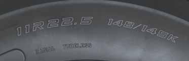 5 = Fälgdiameter (inch) 5 160 = Belastningsindex (LI) 6 (K) = Hastighetsindex 1 11 = Bredd (tum) 90-höjd- / tvärsnittsförhållande 2 R = Konstruktionstyp = radial 3 22.