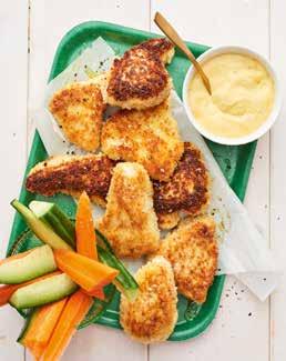 4 portioner Tid: ca 40 min 4 portioner ris eller annat gryn Nuggets 4 kycklingfiléer 1/2 tsk salt 2 krm peppar 1 dl vetemjöl 2 ägg 1 1/2 dl ströbröd el panko 1/2 dl olja Grönsaker 3 morötter 1 gurka