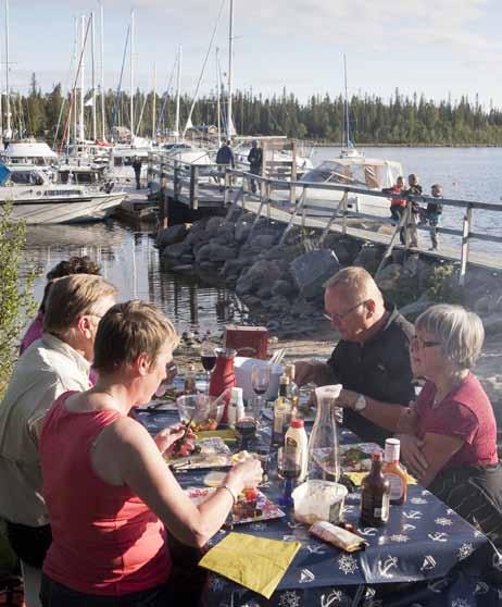 Kopplingen mellan centrum och skärgården ska förmedla nytänkande och positiv utveckling. Skärgården ska vara en attraktiv och välbesökt destination, med besöksmål och anläggningar som utvecklas.