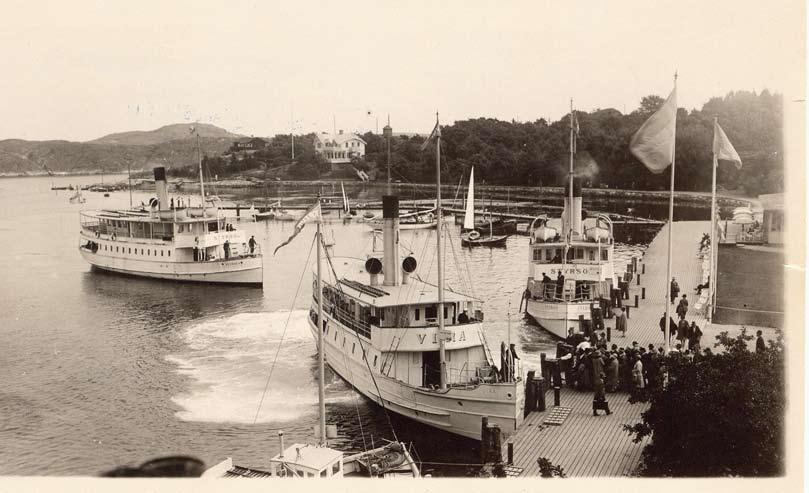 Öarnas och båttrafikens historia Öarna i Göta Älvs mynning omtalas redan på vikingatiden. De kallas då Älvaskären eller Brännöarna. Skeppen låg i skydd under bland annat Känsö i väntan på att resa ut.