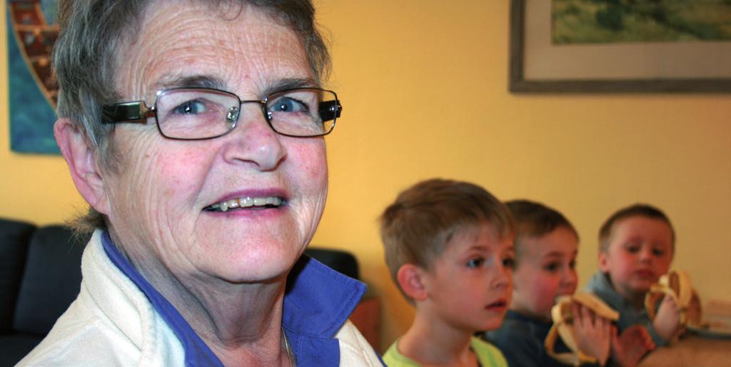 10 Växa Hjälpledare i snart 40 år Ulla Holmgren, Strömfors, har sett hundratals ungdomar växa upp genom sitt ideella engagemang som barnledare i Jörn-Bolidens församling.