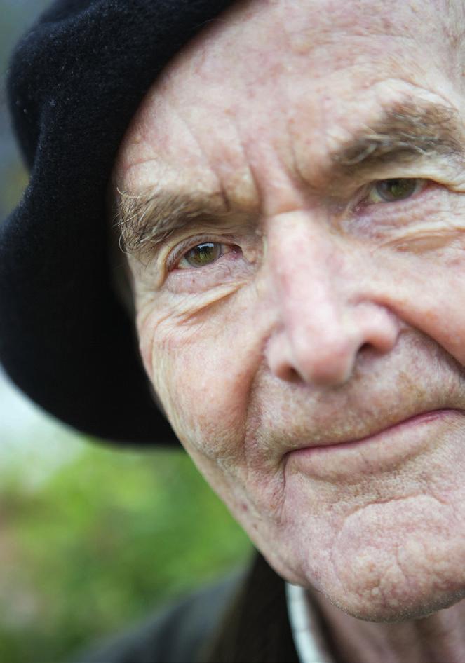 Växa 3 Frälsarkransen 20 år I år är det 20 år sedan biskop emeritus Martin Lönnebo, som nybliven pensionär, reste till Grekland för att båtluffa.