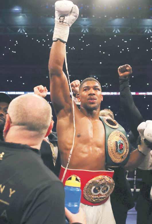 16 BOX utorok 2. 5. 2017 ANTHONY JOSHUA zdolal v zápase ako na hojdačke VLADIMIRA KLIČKA a je definitívne nový kráľ profesionálneho boxu Húževnatosťou a vôľou som zápas otočil v môj prospech.