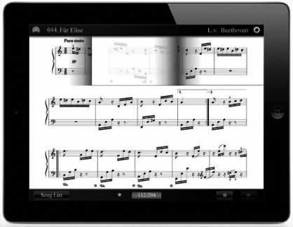 Page Turner för noterna på ipad Genom att hämta det särskilda programmet kan du visa noterna för de förprogrammerade Songerna på ipad-skärmen utan anslutning.