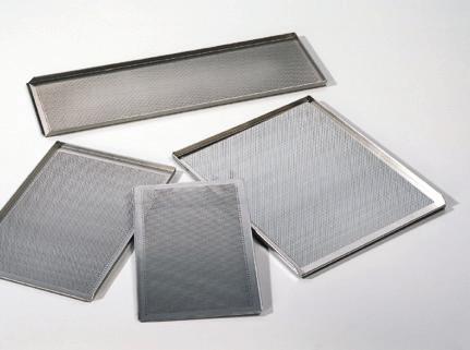 Bakplåtar (rand 3 cm hög) Tillverkat i rostfritt stål eller aluminium för alla som gillar kvalité. Kan användas till det mesta. Kakor, frallor, kött mm.