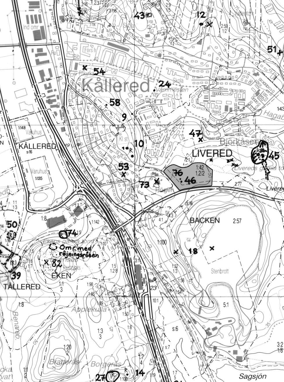 0 500 m Fig. 3. Utsnitt ur Fastighetskartan, blad 6B 8f, med undersökningsområdet markerat.