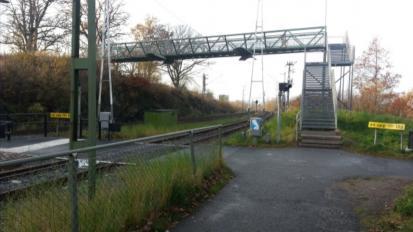 Cykelstölder och skadegörelse har rapporterats i området. Viss vegetationsrensning har gjorts för att öppna upp området men mer kan göras med belysning och attraktiva gångvägar.