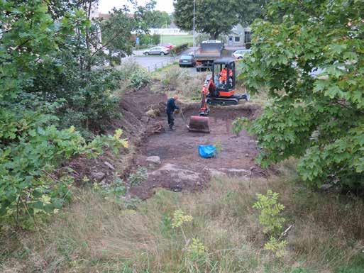 Arkeologi vid Putsegården Figur 8. Avbaning i schakt 1. Foto mot väster.