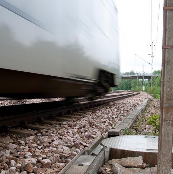 Verksamhetsområde Riskhantering i vägoch järnvägsprocessen Kompetent beställarstöd Vi samordnar säkerhetsfrågor och formulerar krav som ska gälla i projekteringen samt följer upp att kraven efterlevs.