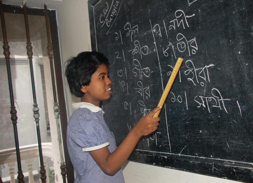 BANGLADESH Families For Children Hem och utbildning för barn i Dhaka Vår samarbetspartner Families for Children (FFC) upprätthåller ett barnhem i Bangladesh huvudstad Dhaka.