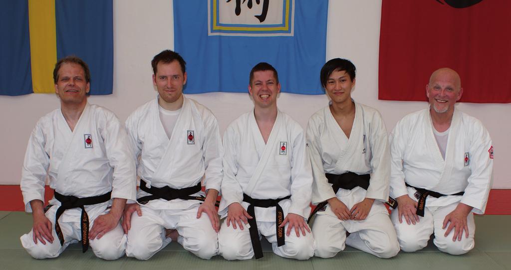 Enköping Bilder: HANS GREGER Bakre led: Rolf Eriksson, Tobias Hammarberg, Kristofer Andersson-Lind. Främre led: Sandra Christensen, Mimmi Sundin, Elin Thörnblom.